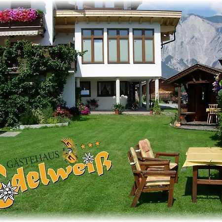 Gaestehaus Edelweiss בית הארחה סאוטנס